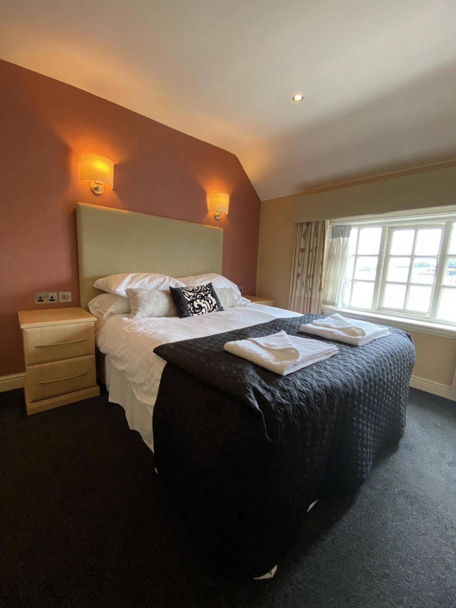 The Windmill Inn Knutsford Dış mekan fotoğraf